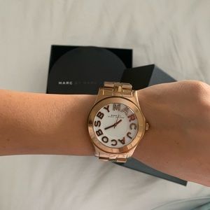 rose gold Marc Jacobs watch